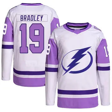 Men's Brian Bradley Tampa Bay Lightning ＃19 Authentic White/Purple Hockey Fights Cancer Primegreen Jersey